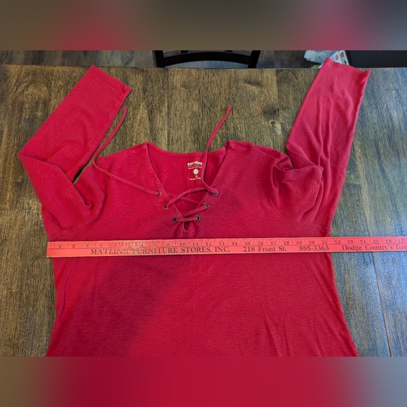 Ruff Hewn Red Lace-Up Top‎ - Picture 6 of 7